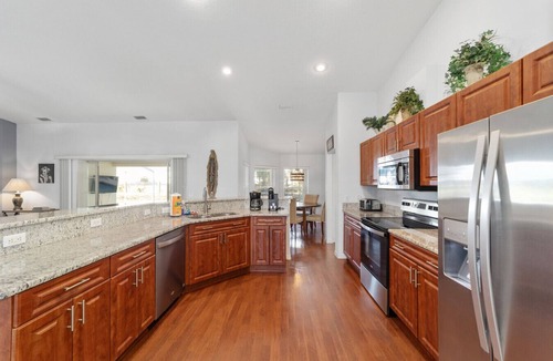 Inverness House | Villa S&G: Spacious 5 bedroom, family vacations