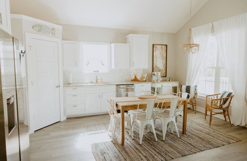 Steinhatchee House | VV’s Villa Steinhatchee Landing Resort- Dog Friendly