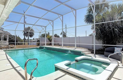 Daytona Beach House | Walk One Block to Beach, Pool, Spacious for Families, Sleeps 12