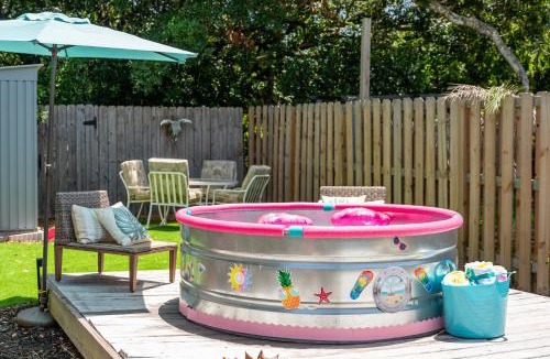 Vilano Beach House | Walk to Beach Cowboy Pool Sleeps 6