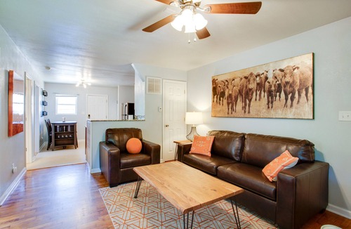 Stillwater Apartment | Walkable OSU Apartment - 6 Blocks to Stadium!