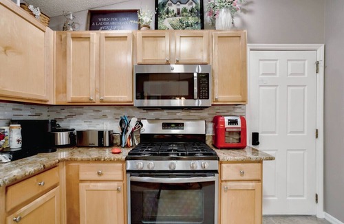 Liberty Park House | Walking Distance to Great Recreation
