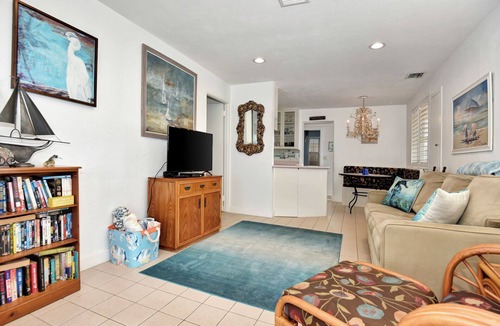 Ormond-by-the-Sea House | Want Beachfront? Book While You Can. Oceanfront-Family Friendly-Beach House