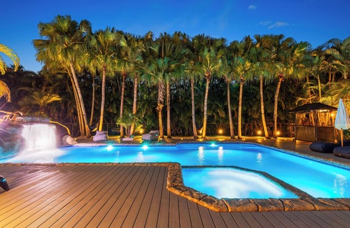 Plantation Villa | Waterfall Villa | Multi Court Watersilde Cinema
