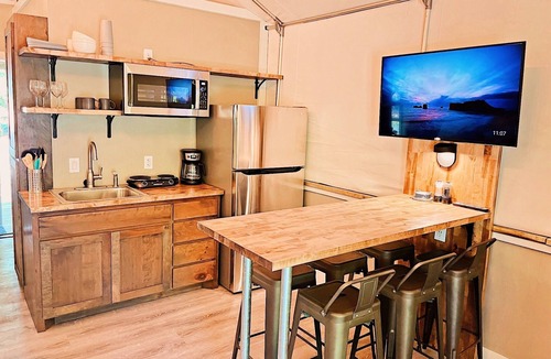 Sutherland Springs Cabin | Waterfront Cabin at Son’s Rio Cibolo – 100-acre nature resort w/creek! - RC20