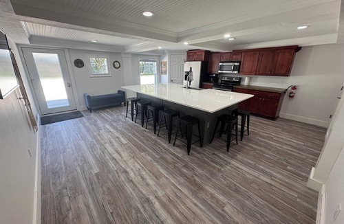 Sandusky House | Waterfront Catalina on Lake Erie-1.7 miles to Cedar Pt