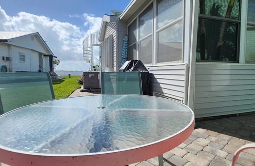 Nettles Island House | Waterfront Charm 2 Bed 1 Bath Nettles Island