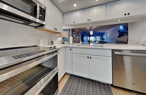 Bayway Isles Condo | Waterfront Condo With Resort Pool, Near the Ocean