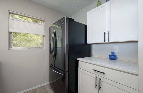 Cedar Key House | Waterfront Cottages with Sunsets, Kayaks Included!