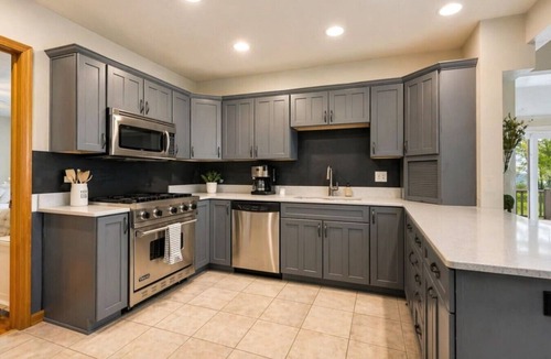Baileys Harbor House | Waterfront Home|Dock & Kayaks|5 Min to Baileys Harbor