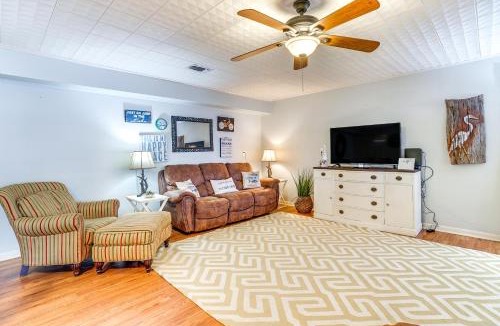 Negreet House | Waterfront House on Toledo Bend w/Private Dock!