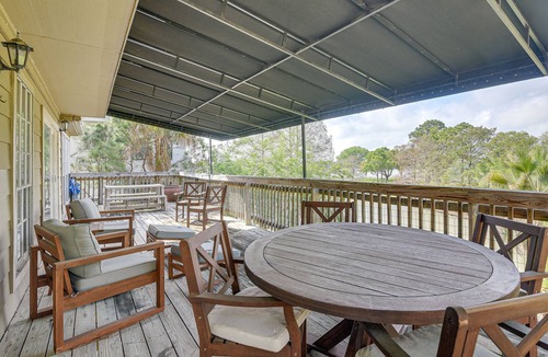 Nassau Bay House | Waterfront Houston Home: 1 Mi to Space Center!