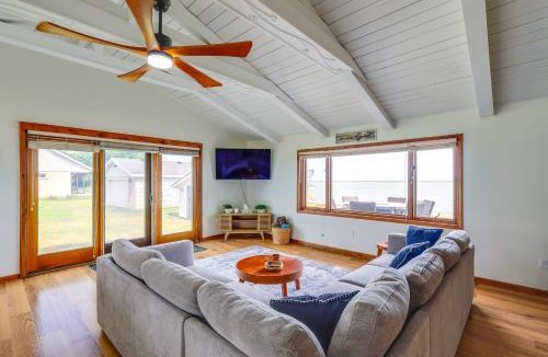 Port Hope House | Waterfront Lake Huron Getaway w/Private Beach