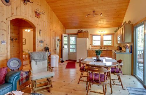 Mercer House | Waterfront Mercer Cabin w/Wraparound Porch!