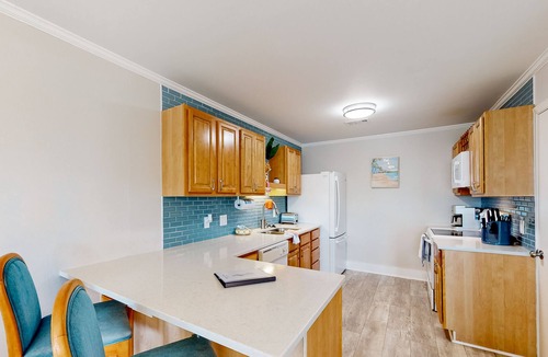 Perdido Key Coves One House | Waterfront townhome with tennis courts, boat dock, & washer/dryer