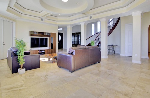 San Leon Villa | Waterfront Villa - 30 minutes to Houston or Galveston!
