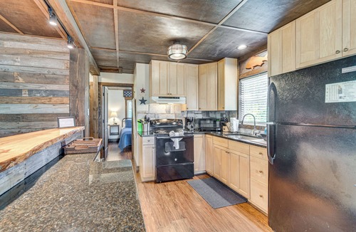 Crystal River House | Waterside Angler’s Heaven: Crooked River Fish Camp