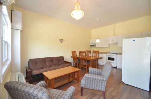 Wiarton Hotel | Waterview On The Bay