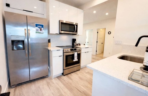 East Daytona Apartment | Wavecrest Retreat (Near Strip & Beach)