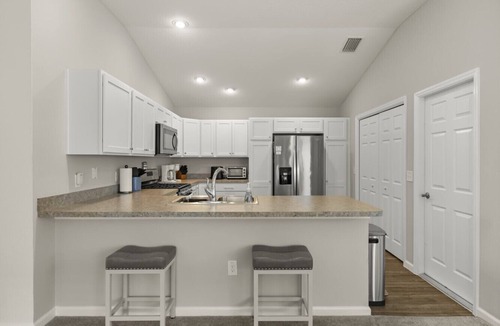 Wildwood House | Weber Fun Escape at McClure