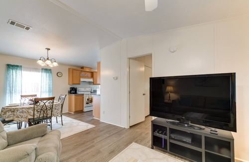 Brooksville House | Weeki Wachee Home w/Fire Pit: 13 Mi to Ocean!