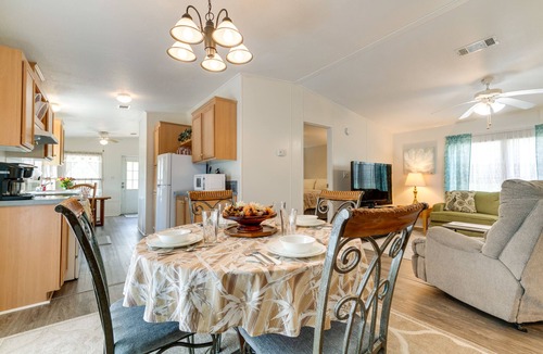Brooksville House | Weeki Wachee Home w/Fire Pit: 13 Mi to Ocean!