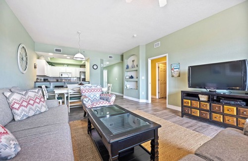 New Smyrna Beach Condo | Weekly Discount! Oceanwalk condo tucked away on the 5th floor. OW14-505