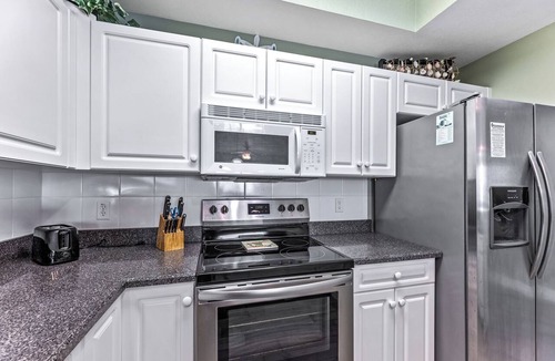 New Smyrna Beach Condo | Weekly Discount! Oceanwalk condo tucked away on the 5th floor. OW14-505
