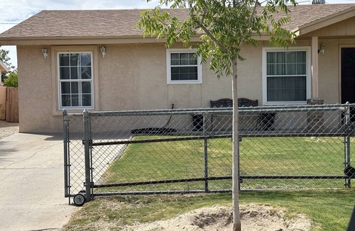 Berino House | Welcome Home! Enjoy this cozy home located 5minutes from Wet & Wild Waterpark.