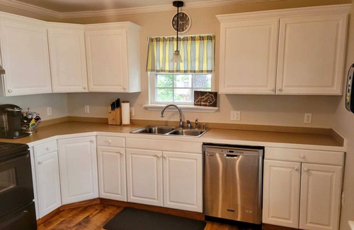 Dry Creek House | Welcome to Maison de Couillon! Beautiful lake house on serene Bundick Lake!