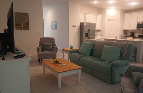 Edgewater House | Welcome to our Coastal Retreat! nJust 10 minutes from New Smyrna Beach