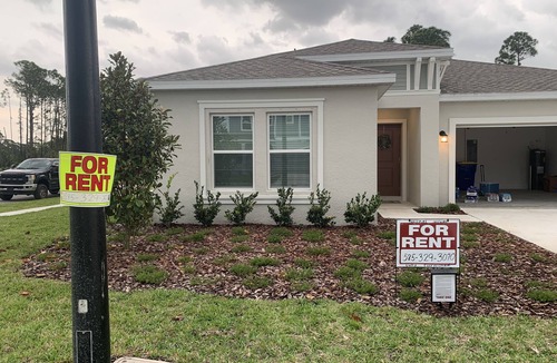 Edgewater House | Welcome to our Coastal Retreat! nJust 10 minutes from New Smyrna Beach