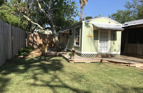 Downtown Historic District House | Welcome to Paradise