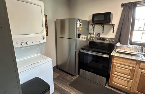 Hulett House | Welcome to The Hulett Hideout in historic downtown! Walk everywhere!