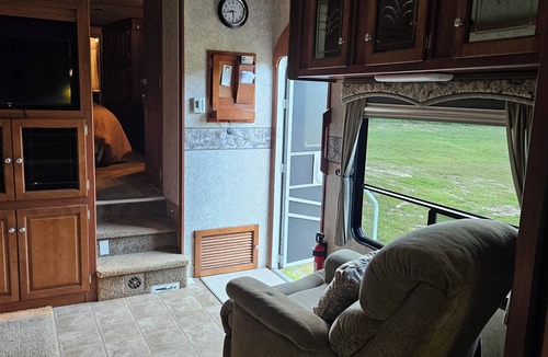Farmerville House | Welcoming RV with AC in charming Farmerville.