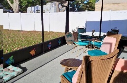 Cocoa House | Well stocked 3 BR /2 Bath in beautiful Port St John!