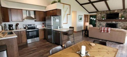 Gardner House | White Star Point by Simple Life Rentals