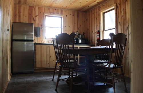 Wild Rose RV Rental | Wilson Lake Campground and Resort Cozy 3-bedroom cottage