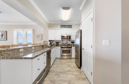 Ono Island Condo | Windemere 708 | Corner Unit | Gorgeous Beach View!