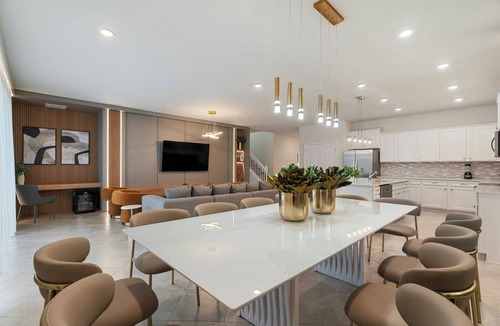Four Corners House | Windsor Cay 10BR Luxury Home w/Game Room