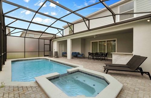 Four Corners House | Windsor Cay 10BR Luxury Home w/Game Room