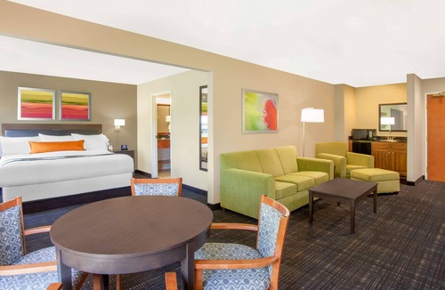 Columbia Hotel | Wingate by Wyndham - Columbia