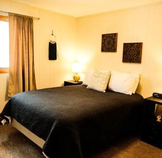 Bessemer Villa | Winter Vacation Get Away I Alpen Villas at Powderhorn Mountain