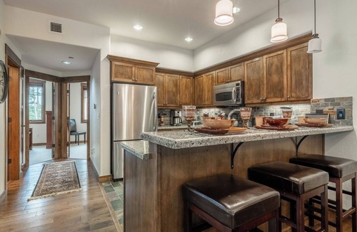 Woodwinds House | Woodwinds Townhouse with Hot Tub