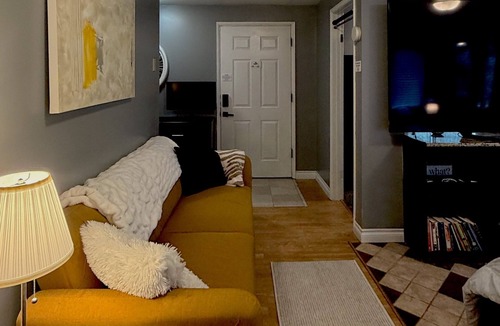 Burien House | World Cup Stay Easy Light Rail Access Parking