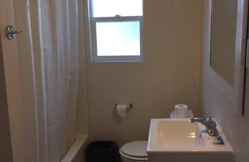 Lynwood Hotel | World Motel