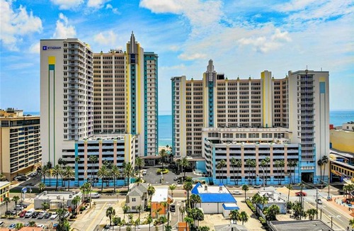Ortona Park Apartment | Wyndam Ocean Walk Resort 2-bedroom Oceanview By the sea
