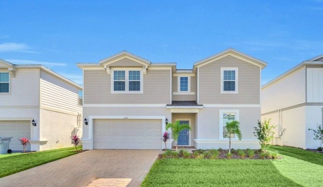 10 BED | 8 BATH Villa GamesRoom & POOL 16271Saint