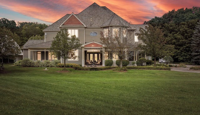 12 Acre Private Sport Resort & Spa Tennis Pickleball Sauna HotTub Pool Golf MAJOR INTERNATIONAL SPORTING EVENT