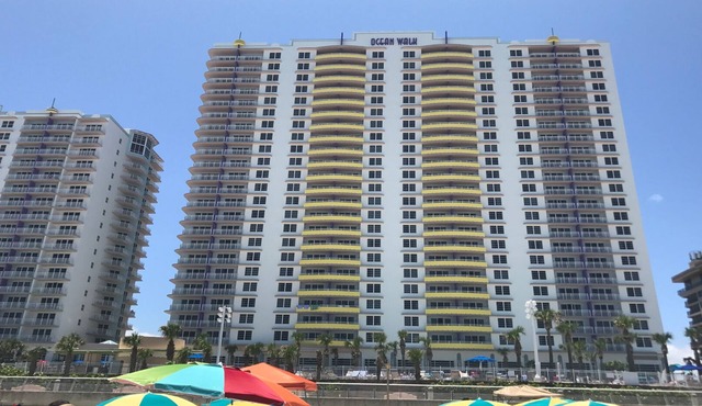 1BD/Daytona - Condo w/Wide Open Ocean F U N!